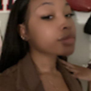 Meet your Posher, Bria